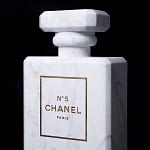 Alasdair Thomson Chanel N°5 marmo